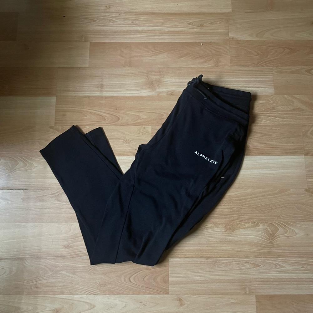 Alphalete Core Joggers